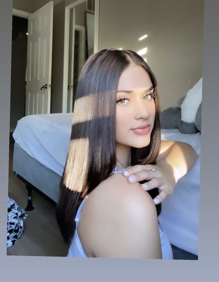 F90C217B 1052 47C1 AE53 E53A4D325A1E 1 768x985